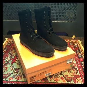 Tod's Men's Leather Sivaletto Winter Gommini Boot